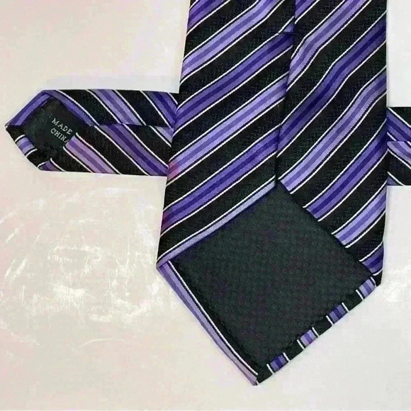 SEAN JOHN Mens Necktie Purple Black & Silver Striped 100% Silk Tie Classic Width - Picture 2 of 6